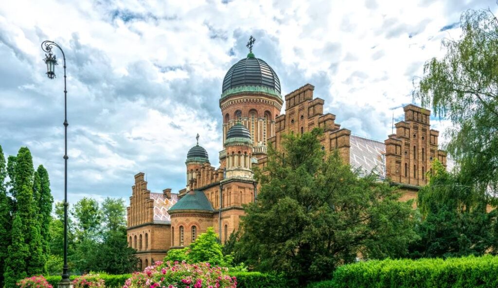 Ville jumelle de Tchernivsti en Ukraine - Agrandir l'image, fenêtre modale