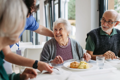 Seniors au restaurant