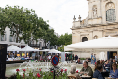 Place de l'église - Agrandir l'image, fenêtre modale