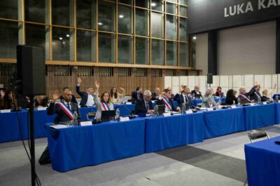 Agrandir l'image 104 sur 118, fenêtre modale