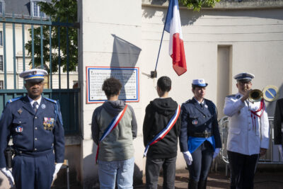 Agrandir l'image 3 sur 186, fenêtre modale