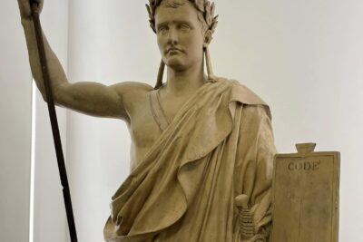 Exposition Sacre de l'Empereur (2024) - Agrandir l'image 6 sur 6, fenêtre modale