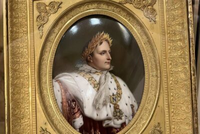 Exposition Sacre de l'Empereur (2024) - Agrandir l'image 5 sur 6, fenêtre modale