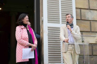 Agrandir l'image 12 sur 64, fenêtre modale