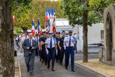 Agrandir l'image 1 sur 43, fenêtre modale