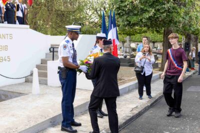 Agrandir l'image 12 sur 43, fenêtre modale