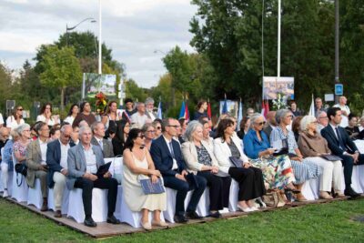Agrandir l'image 16 sur 53, fenêtre modale