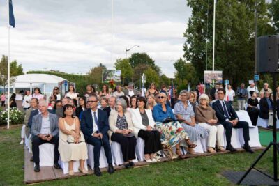 Agrandir l'image 22 sur 53, fenêtre modale