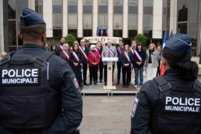 Agrandir l'image 2 sur 17, fenêtre modale