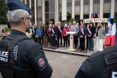 Agrandir l'image 3 sur 17, fenêtre modale